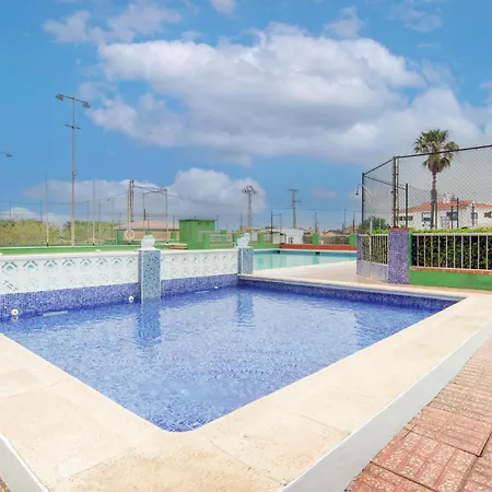 3 Bedroom Beautiful Apartment In Cullera Exterior photo