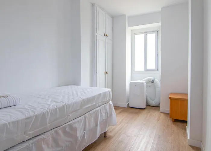 3 Bedroom Beautiful Apartment In Cullera