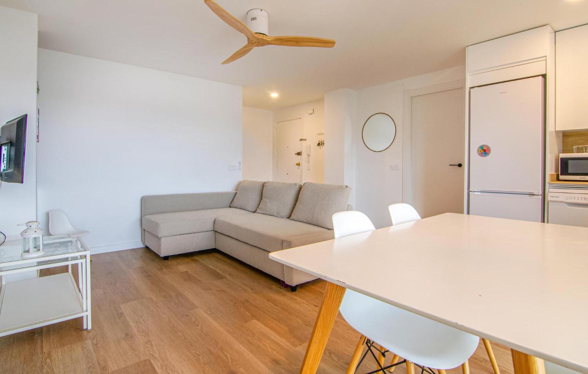 3 Bedroom Beautiful In Apartment *